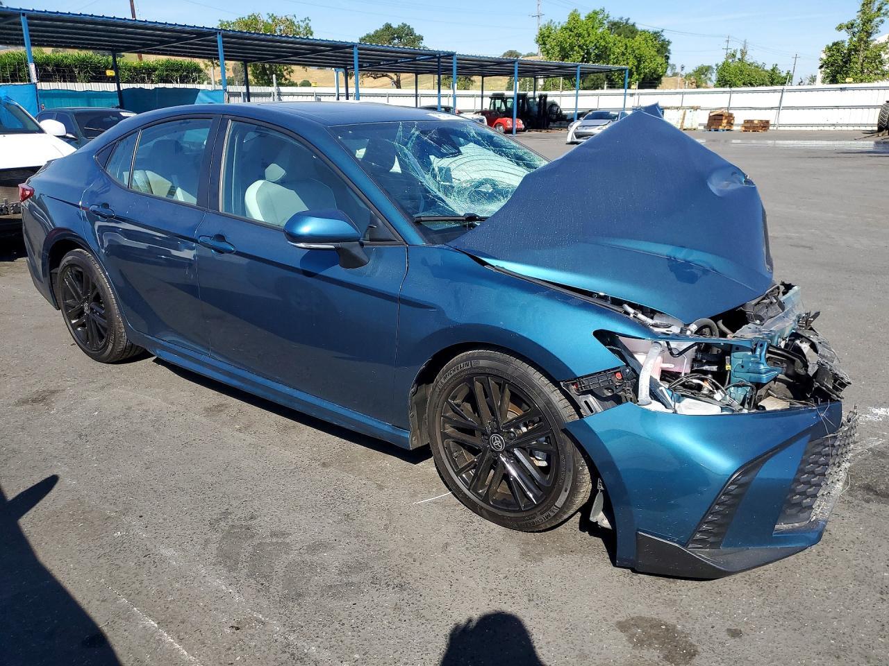 2025 Toyota Camry Se - Фото 4