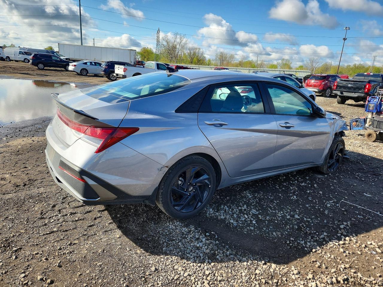2026 Hyundai Elantra Sel Sport - Фото 3