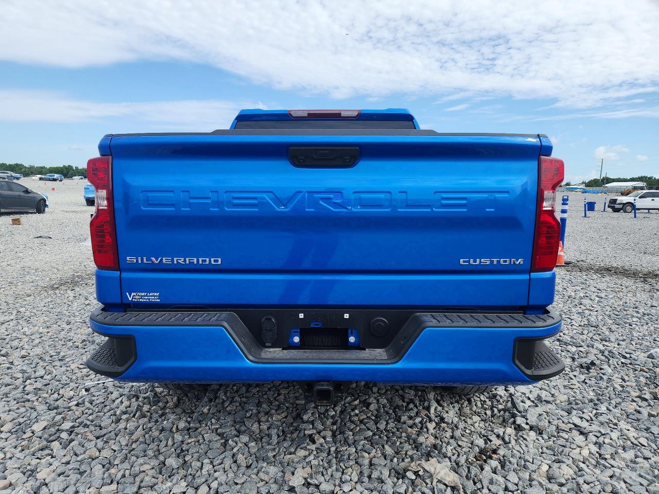 2026 Chevrolet Silverado K1500 Custom - Фото 6