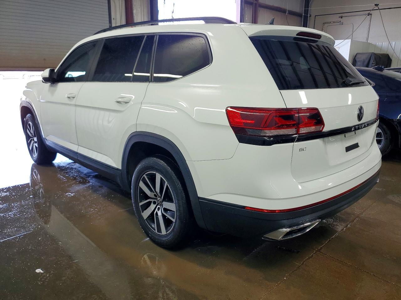 2021 Volkswagen Atlas Se - Фото 2