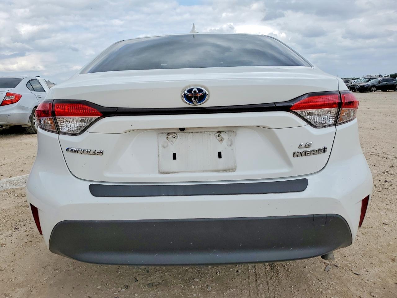 2024 Toyota Corolla Hybrid Le - Фото 6