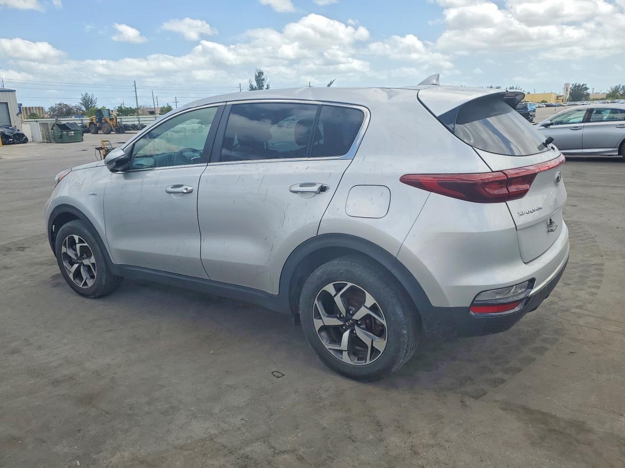 2020 Kia Sportage Lx - Фото 2
