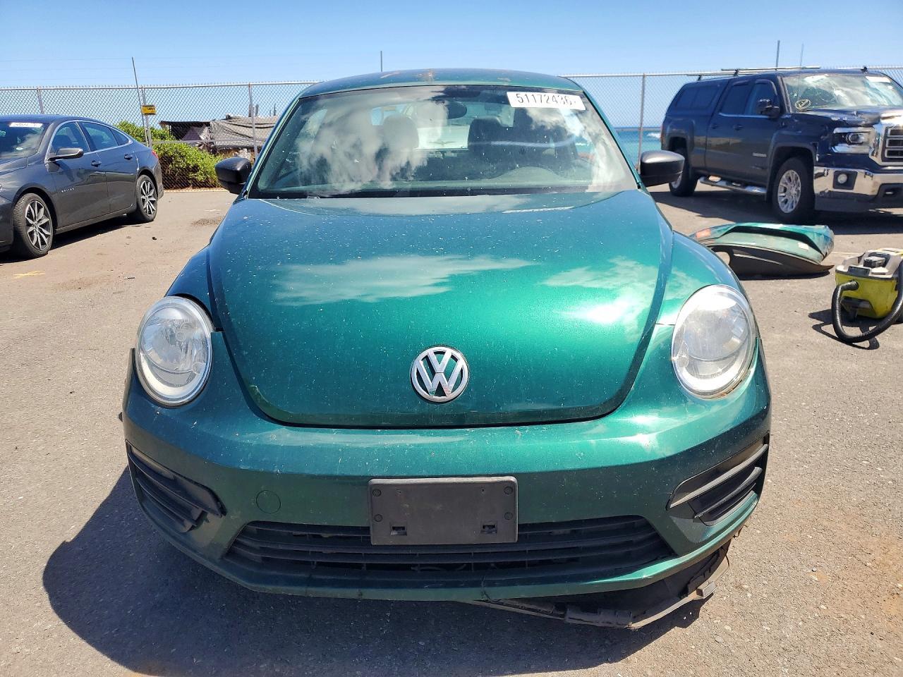 2017 Volkswagen Beetle 1.8T - Image 5