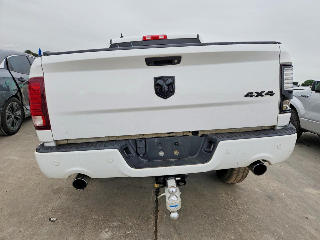 2018 Ram 1500 - Image 6