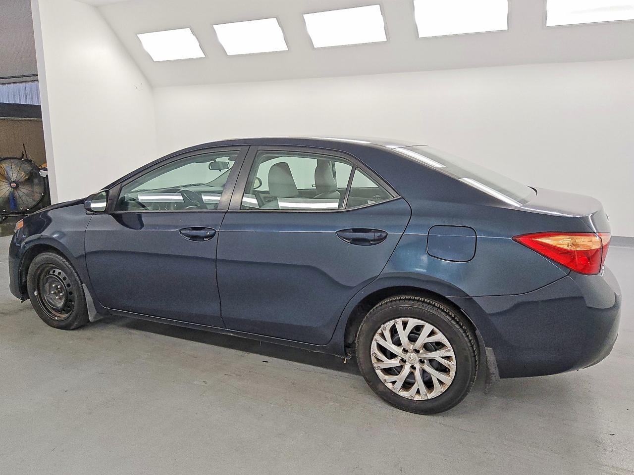 2018 Toyota Corolla Le - Image 2