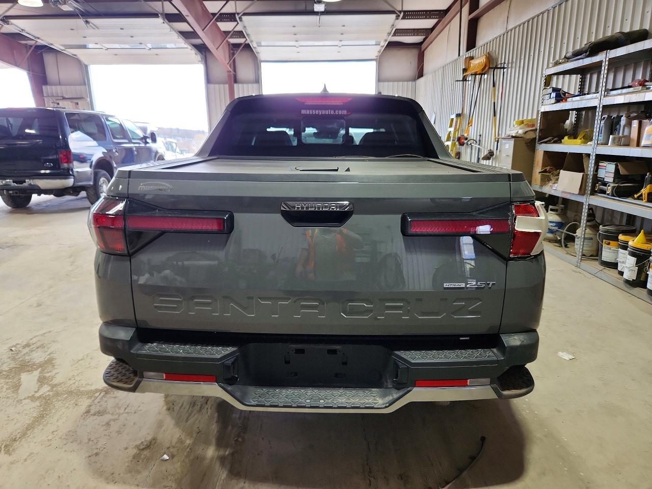 2024 Hyundai Santa Cruz Limited - Image 6