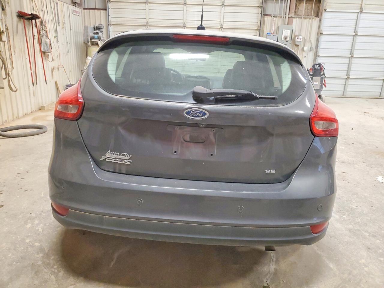 2016 Ford Focus Se - Image 6
