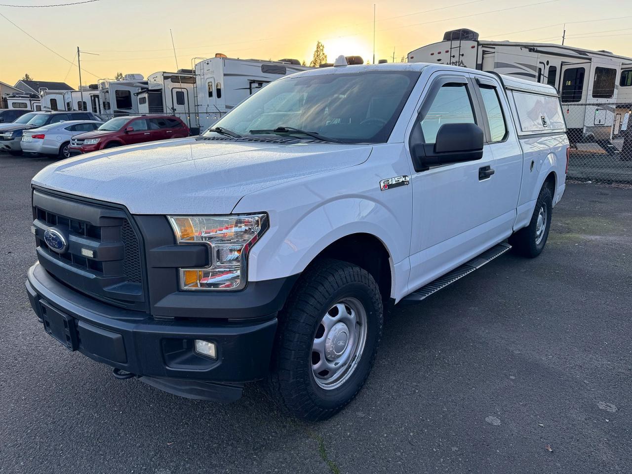 2016 Ford F150 Super Cab - Фото 2