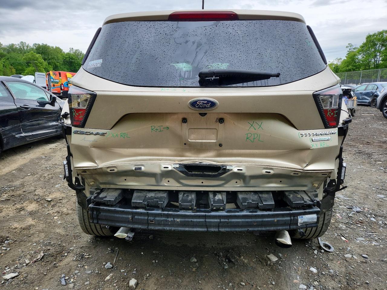 2017 Ford Escape Titanium - Фото 6