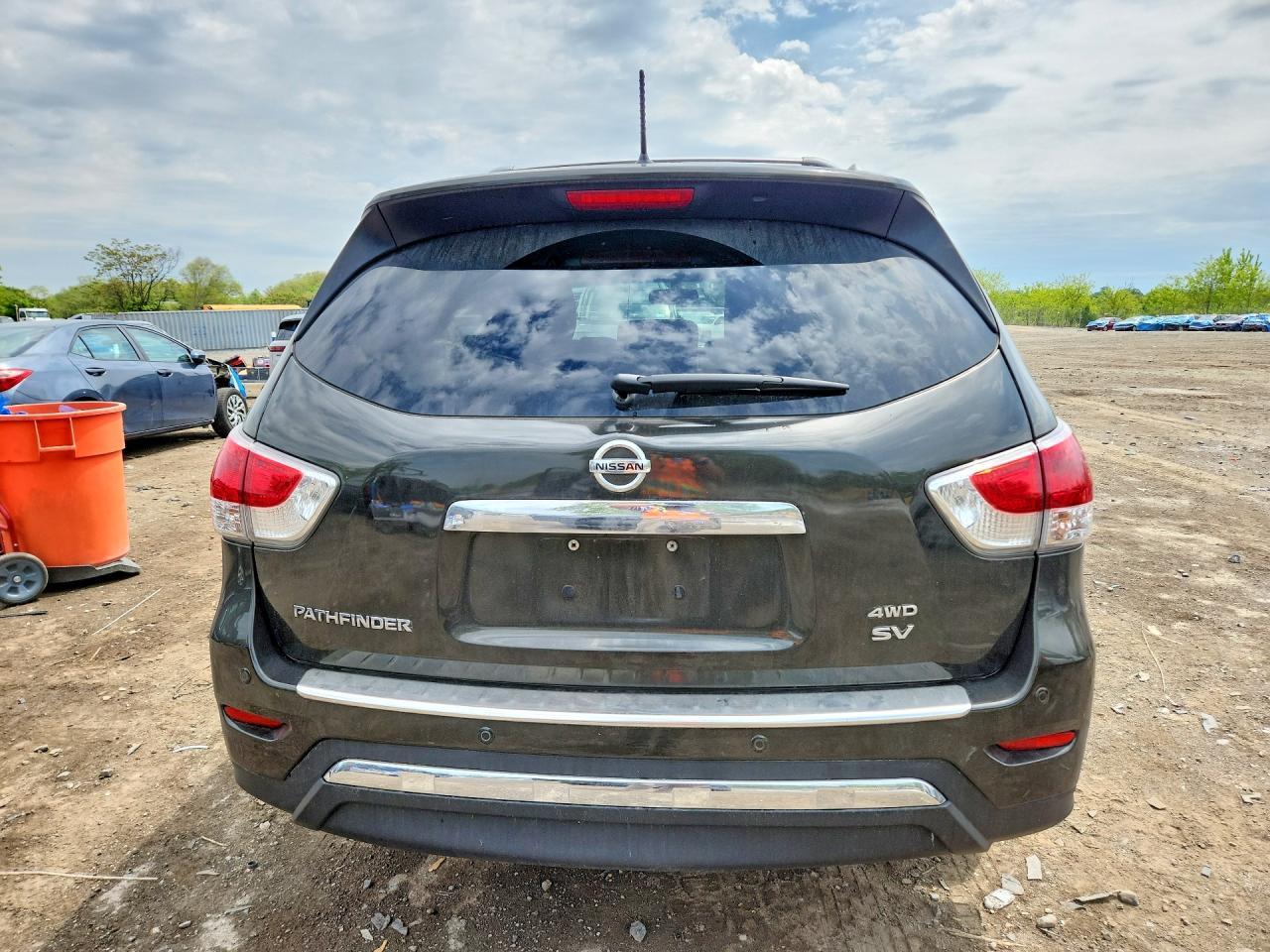 2015 Nissan Pathfinder Sv - Image 6