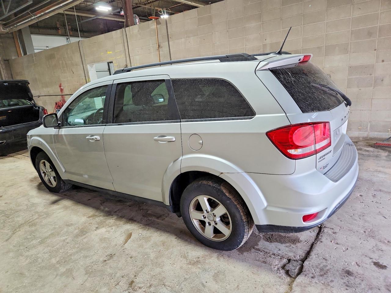 2012 Dodge Journey 4D - Фото 2