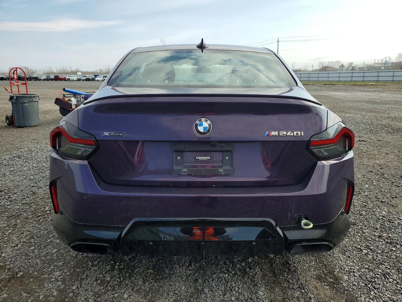 2022 BMW M240Xi - Фото 6