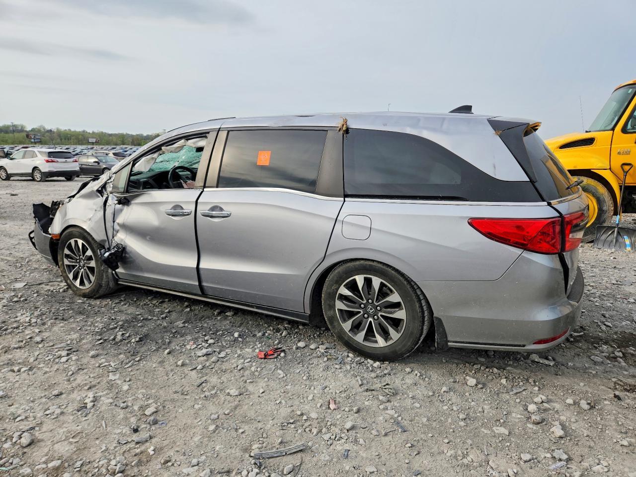 2021 Honda Odyssey Exl - Фото 2