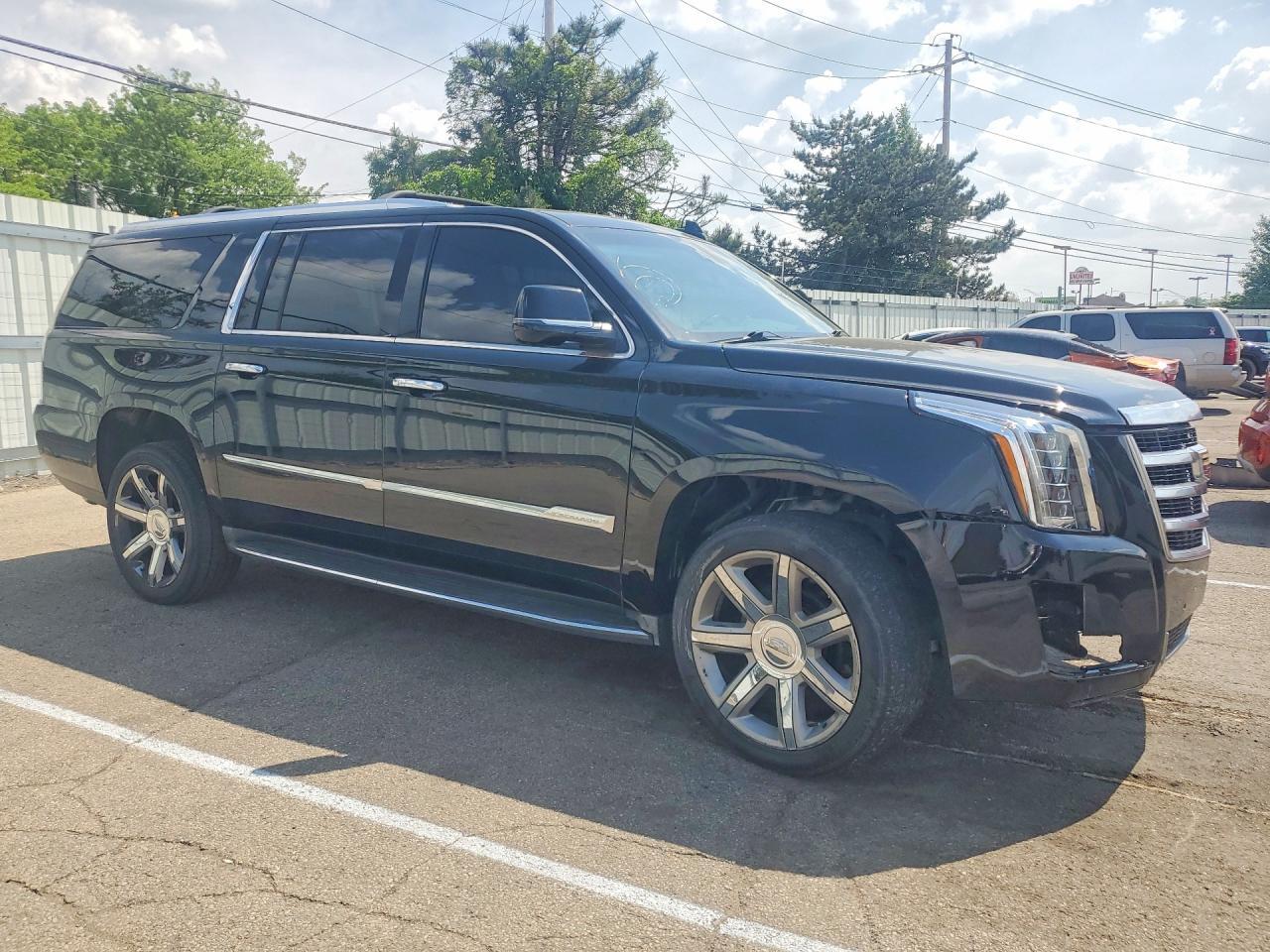 2015 Cadillac Escalade Esv Luxury - Image 4