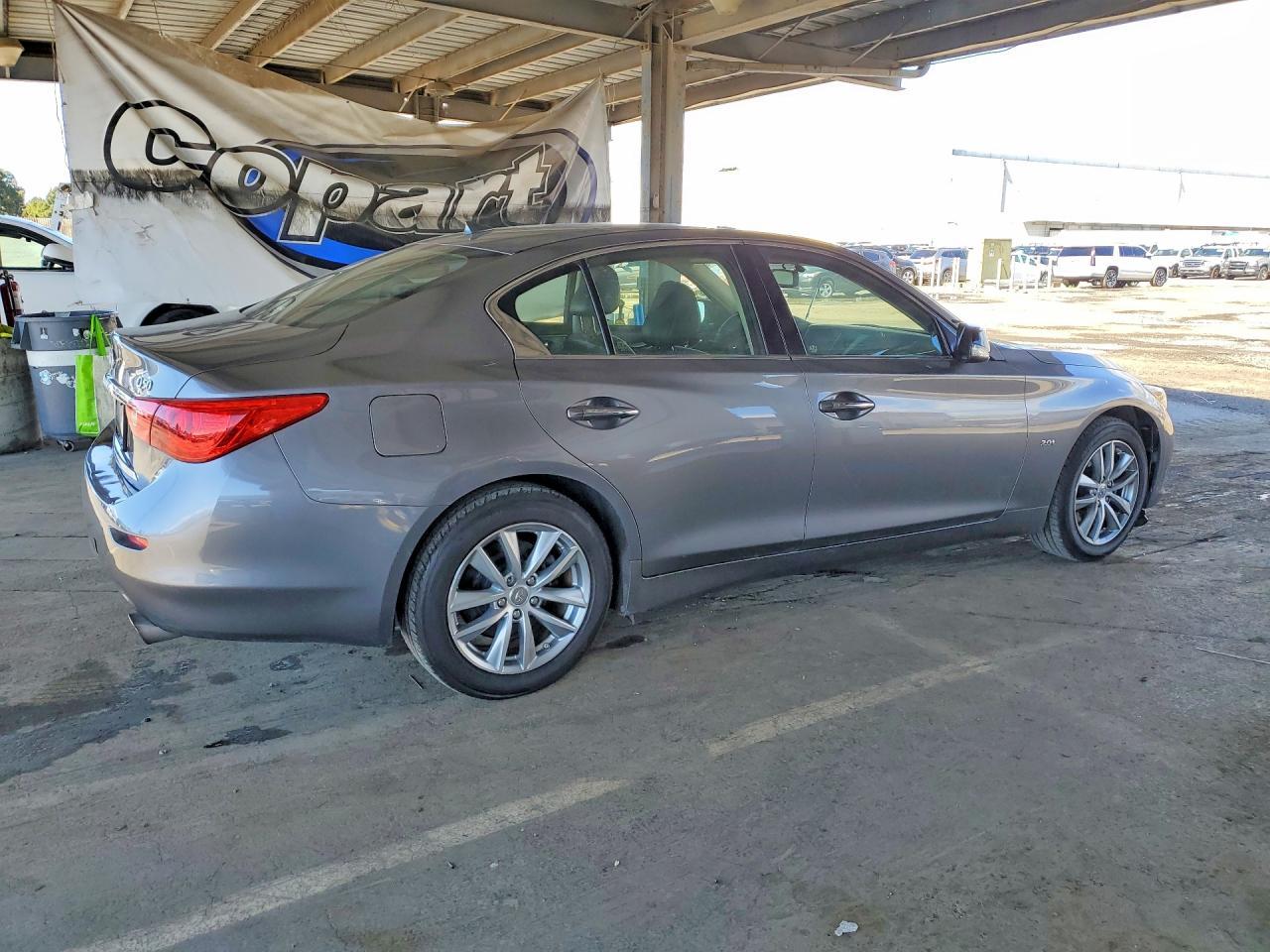 2017 Infiniti Q50 2.0T - Image 3