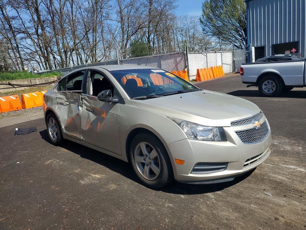 2014 Chevrolet Cruze Lt - Image 4