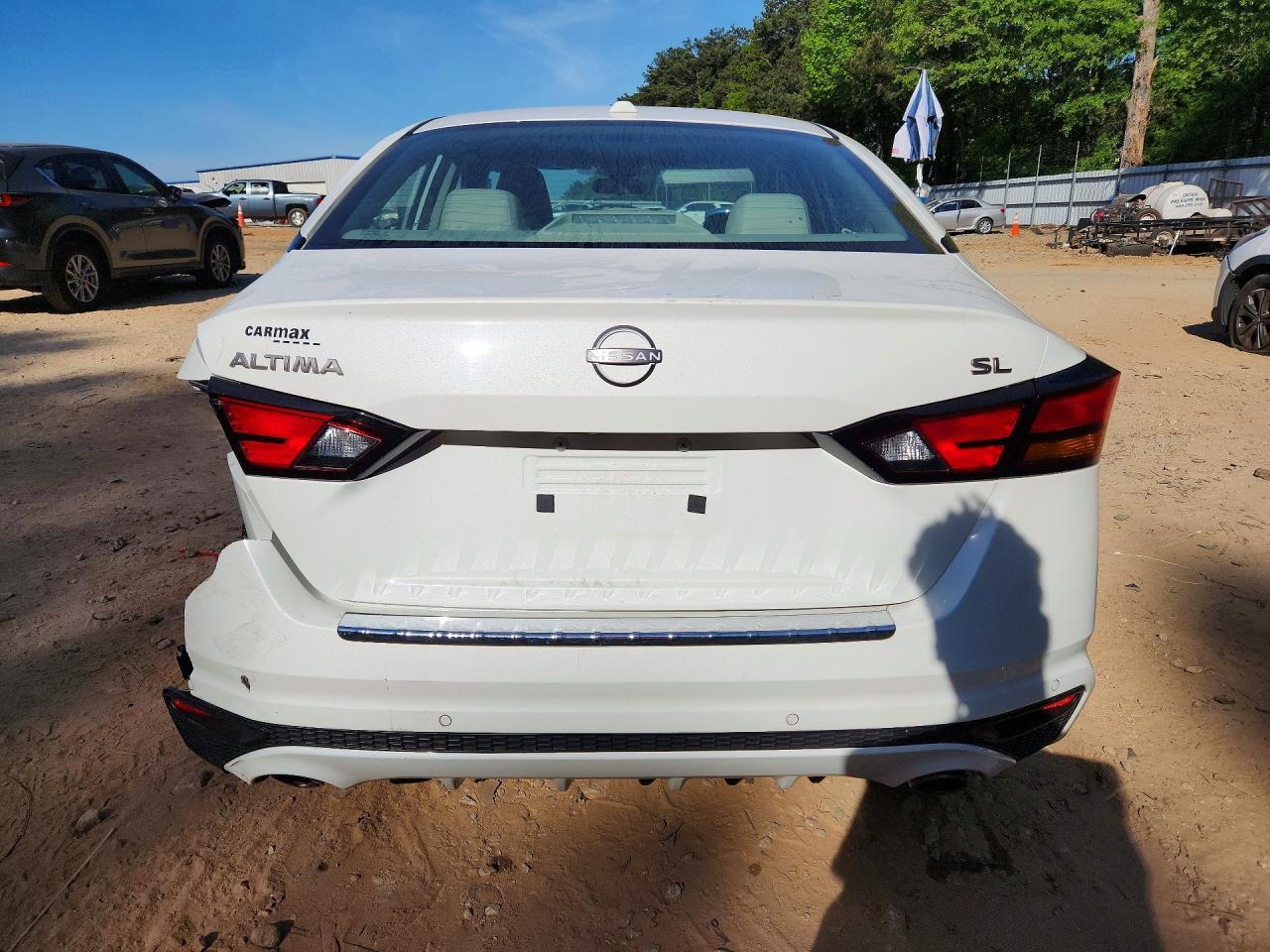 2023 Nissan Altima Sl - Image 6