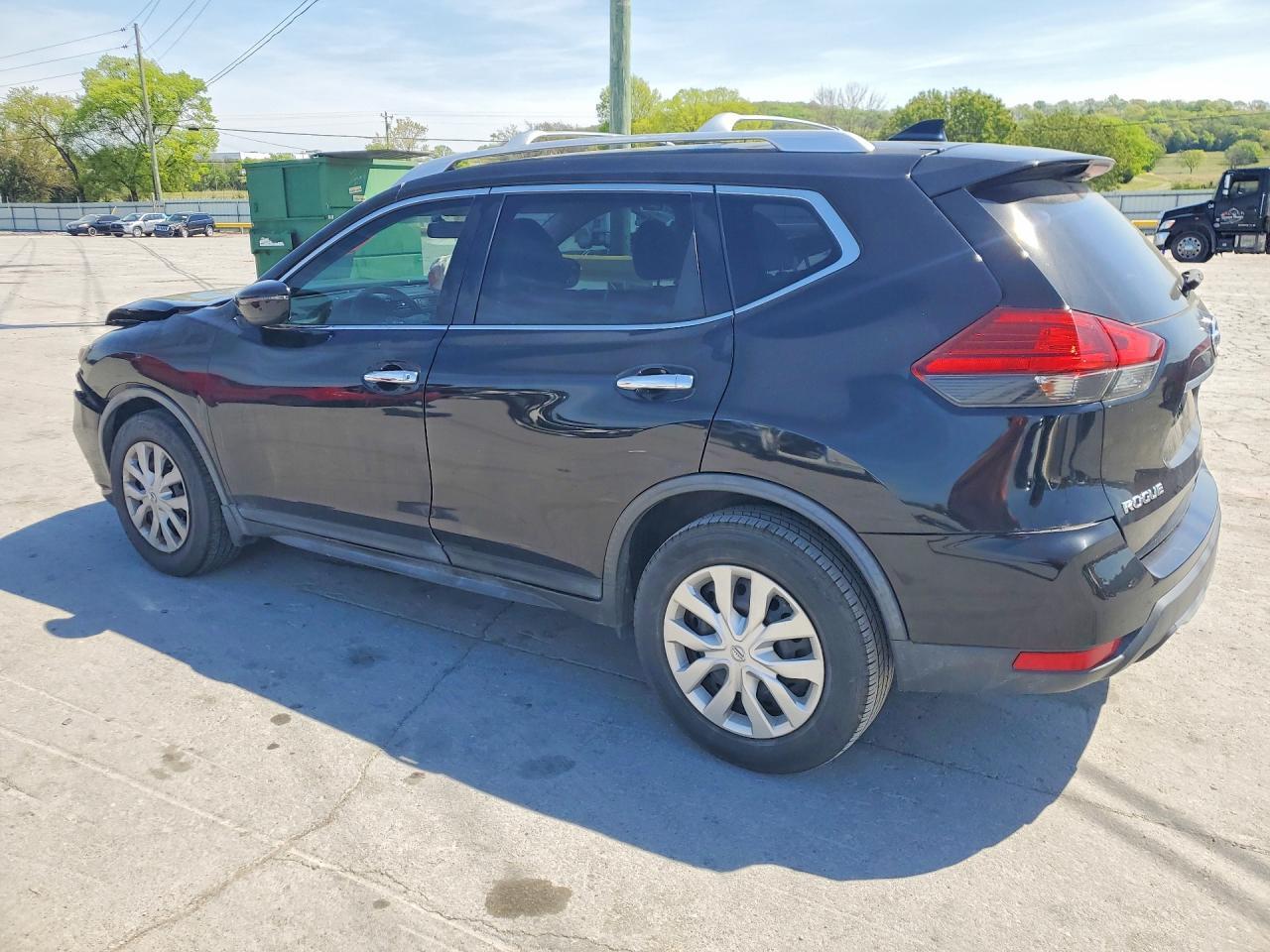 2017 Nissan Rogue S - Фото 2