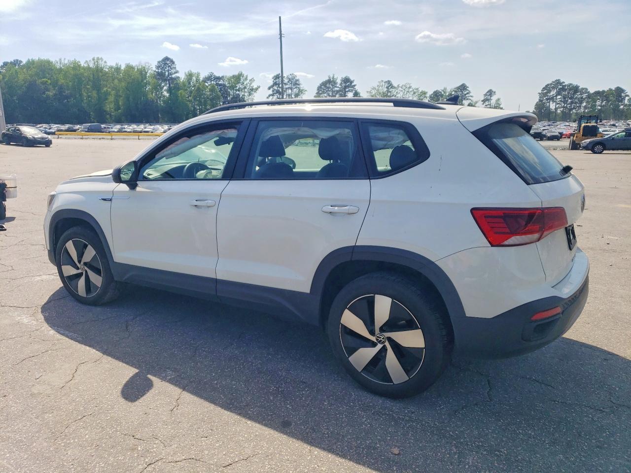 2024 Volkswagen Taos S - Image 2