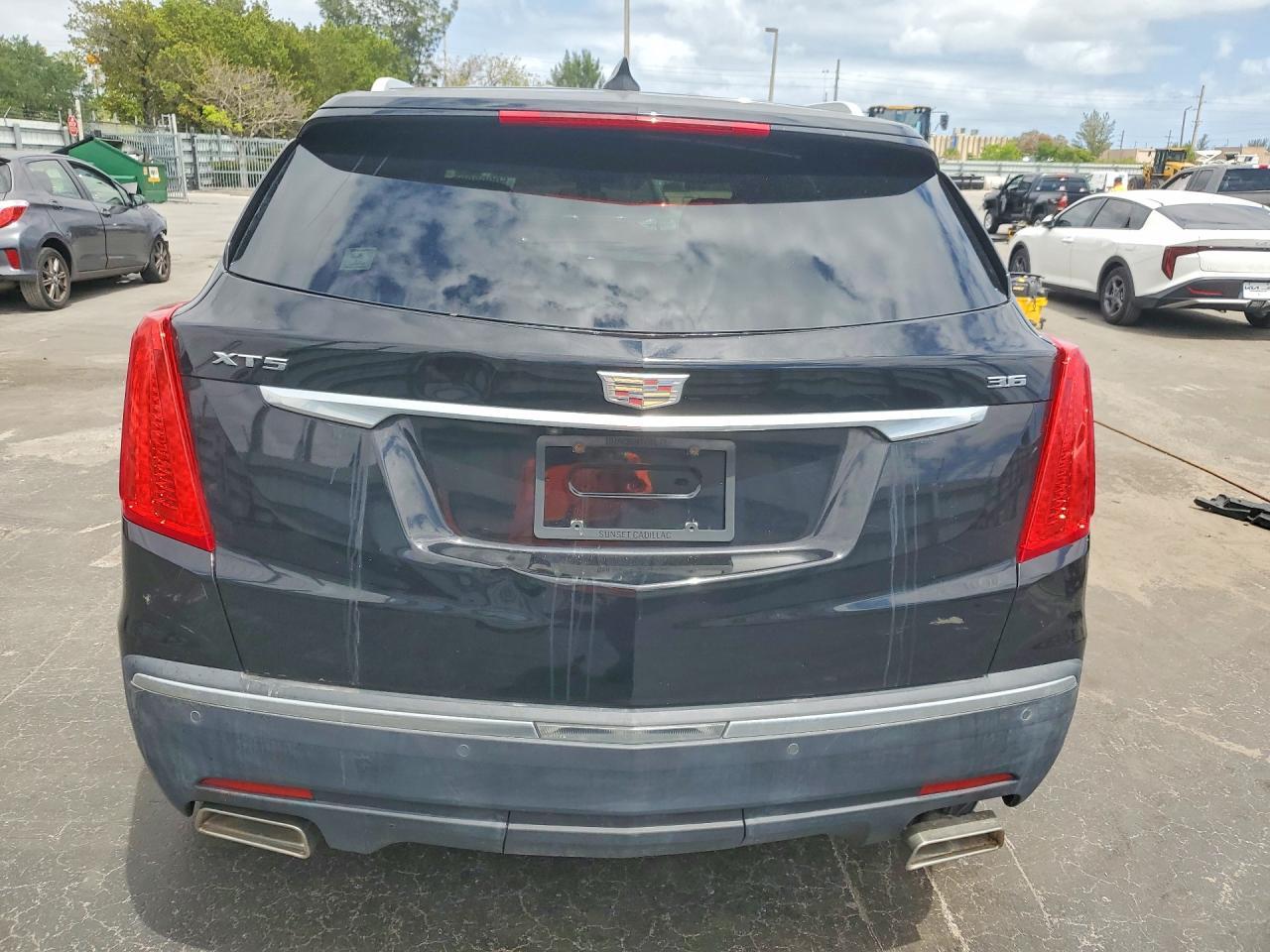 2017 Cadillac Xt5 Premium Luxury - Фото 6