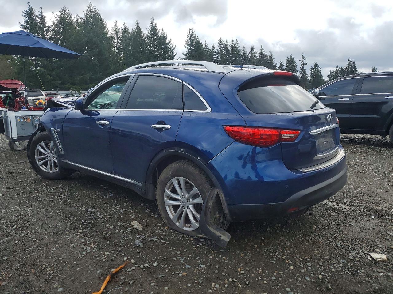 2015 Infiniti Qx70 Base - Image 2