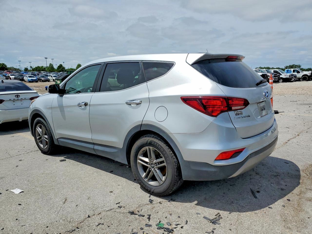 2017 Hyundai Santa Fe Sport 2.4L - Фото 2