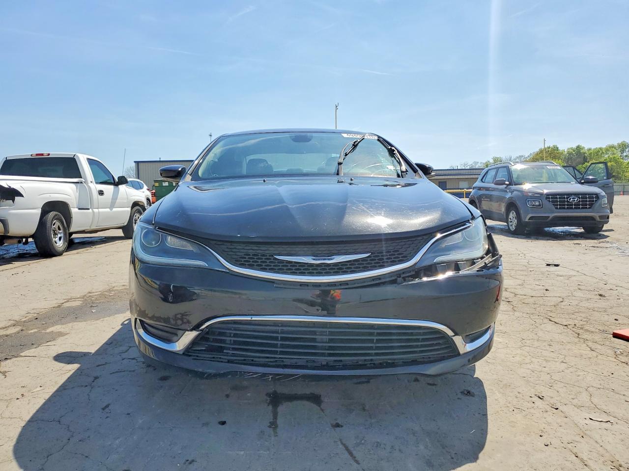2016 Chrysler 200 Limited - Фото 5