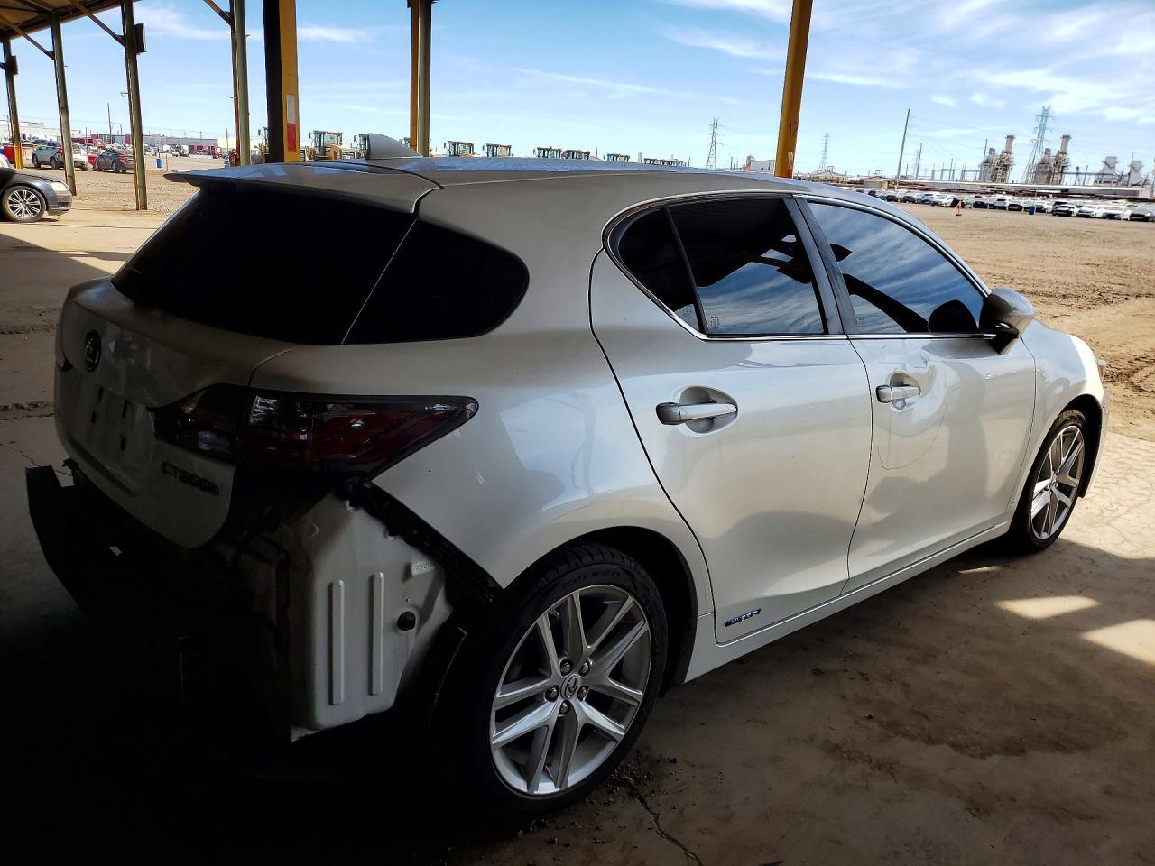 2015 Lexus Ct 200H Base - Image 3