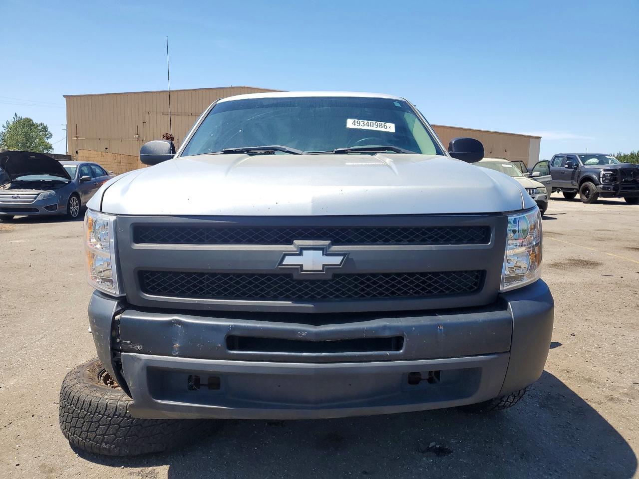 2010 Chevrolet Silverado C1500 - Image 5
