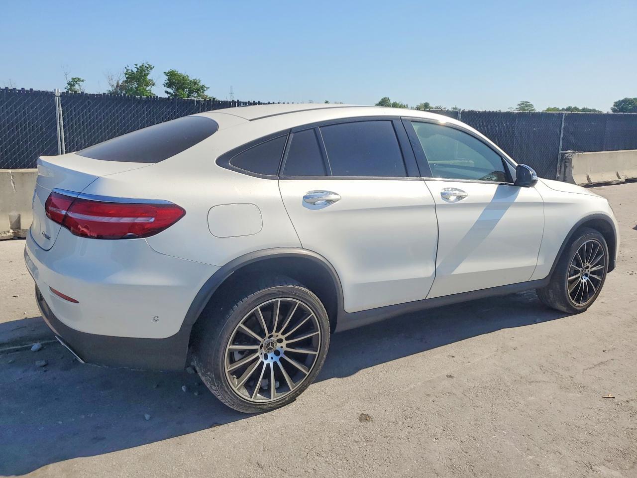 2019 Mercedes-Benz Glc Coupe 300 4Matic - Фото 3