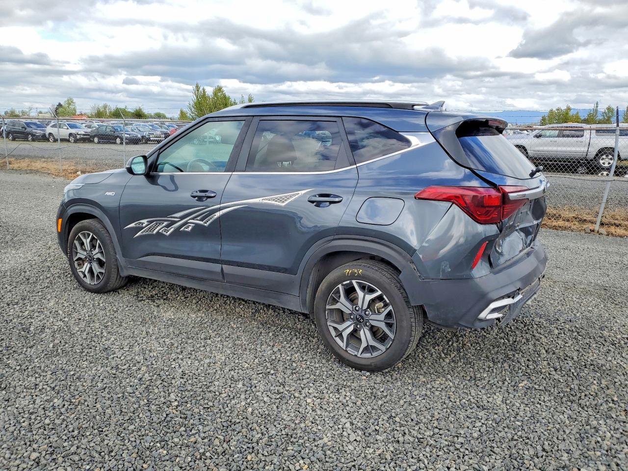 2021 Kia Seltos Ex - Фото 2