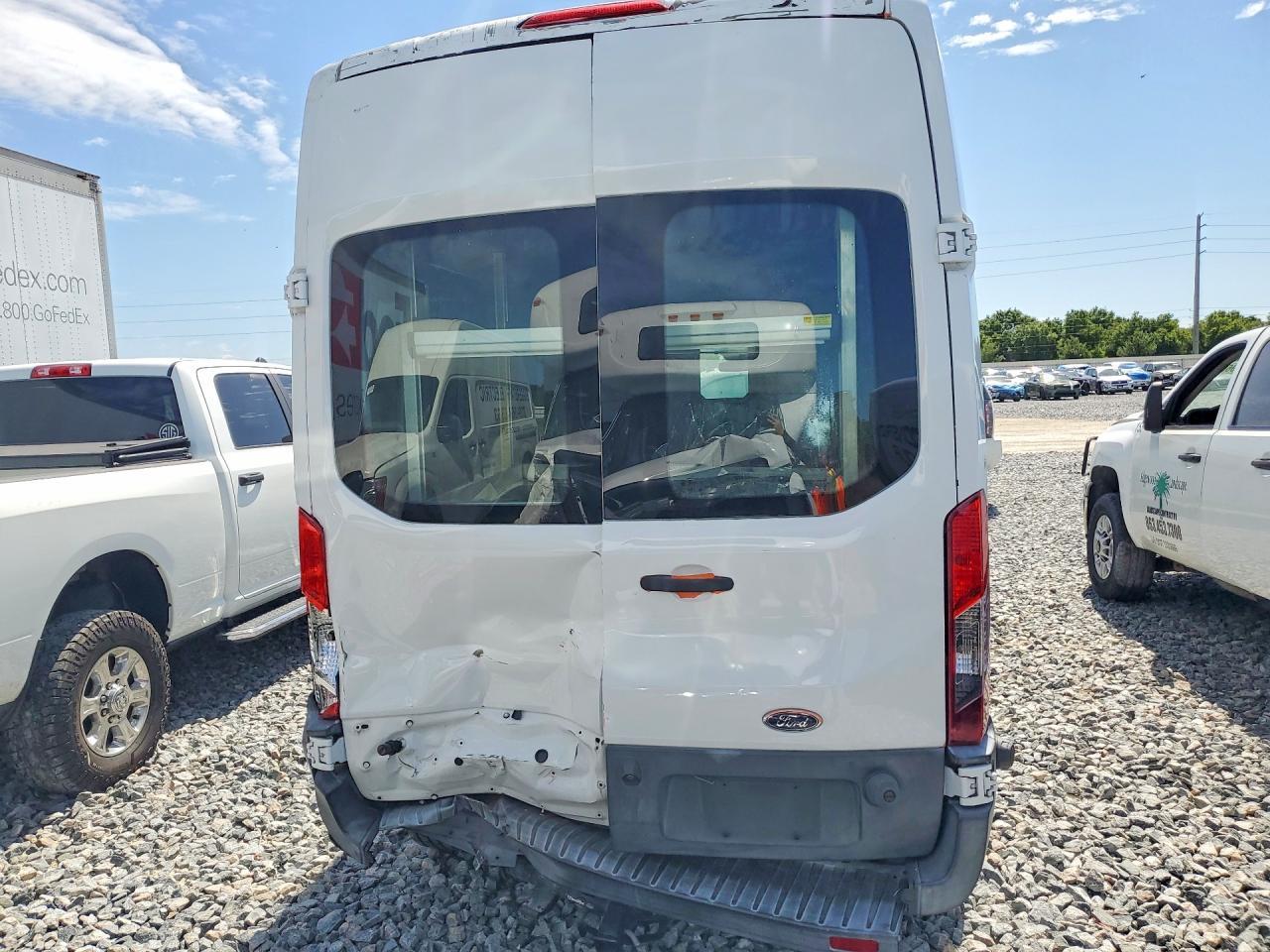 2017 Ford Transit T-250 - Фото 6