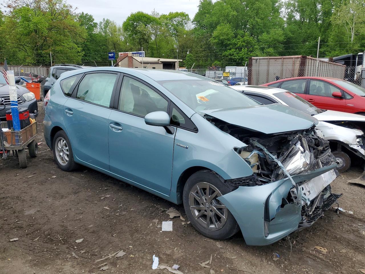 2017 Toyota Prius V Four - Фото 4