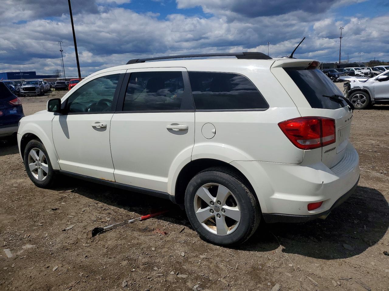 2012 Dodge Journey Sxt - Image 2