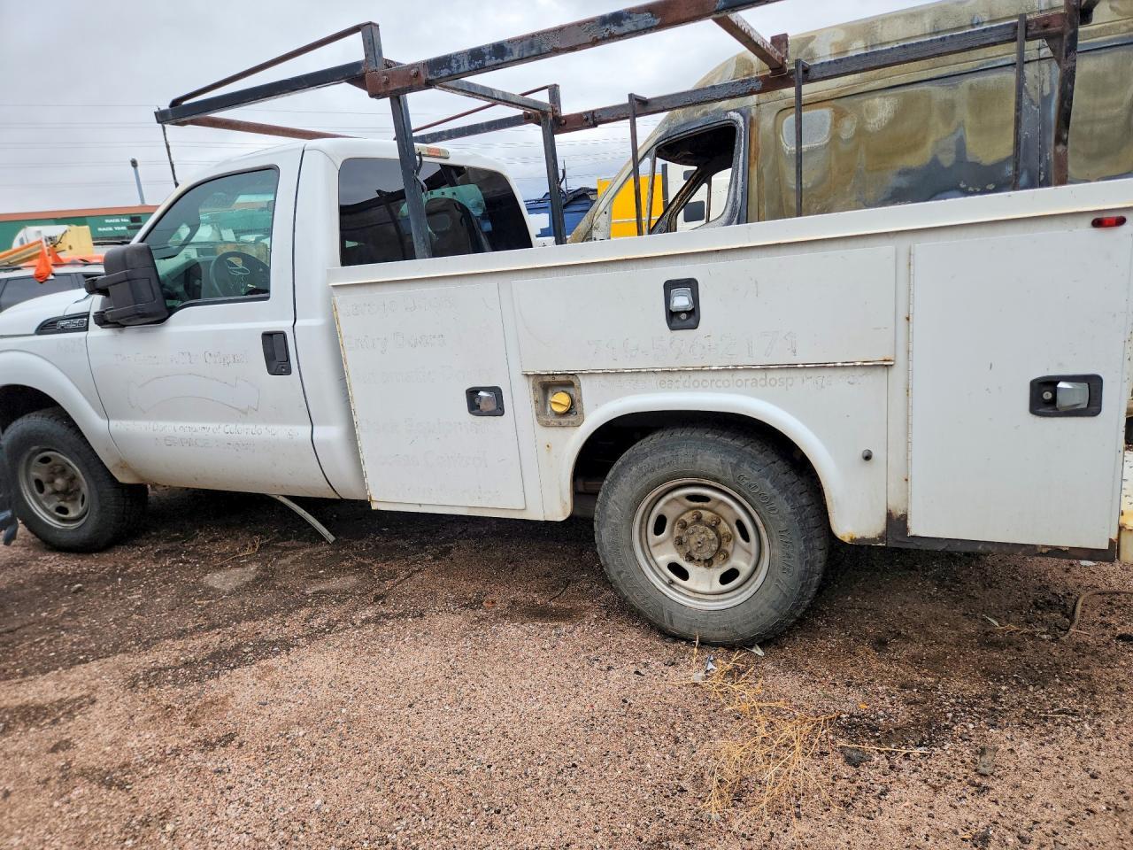 2015 Ford F250 Super Duty - Фото 2