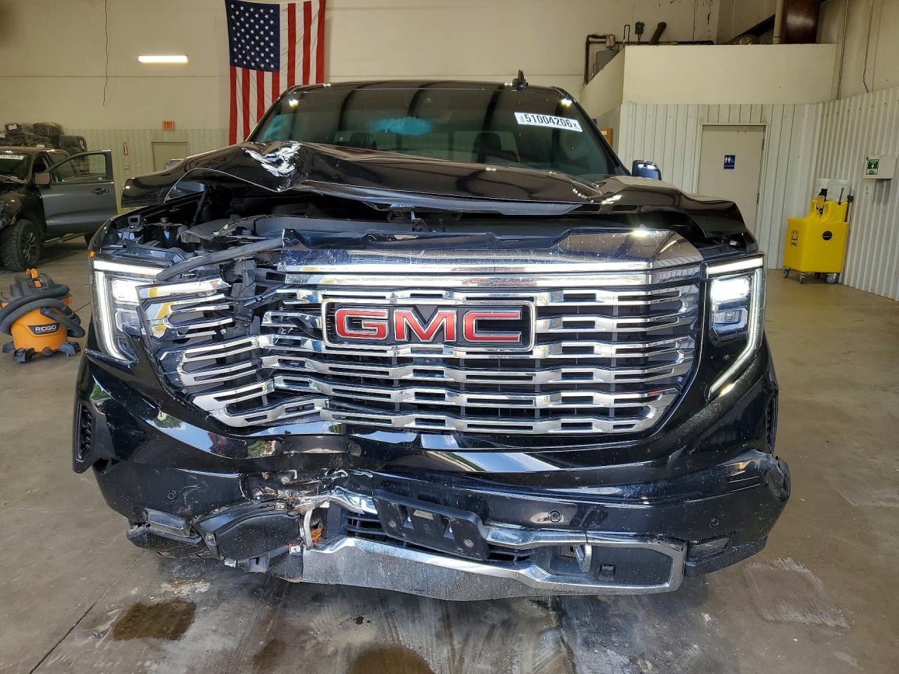 2025 GMC Sierra K1500 Denali - Image 5