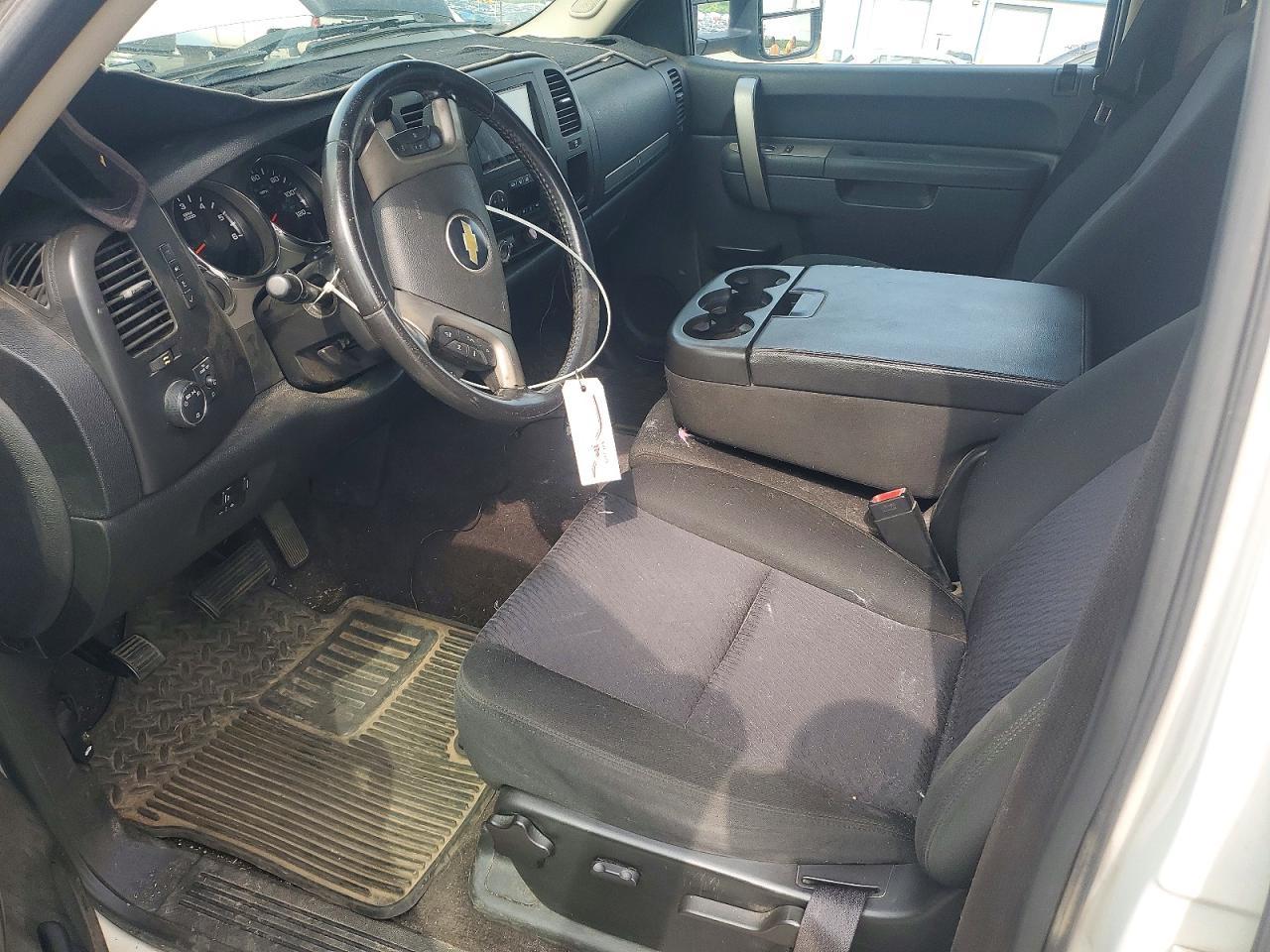 2010 Chevrolet Silverado K2500 Heavy Duty Lt - Image 7