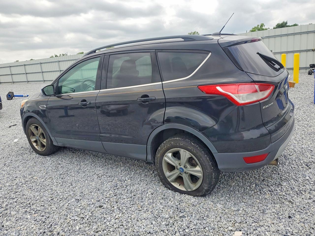 2013 Ford Escape Se - Фото 2
