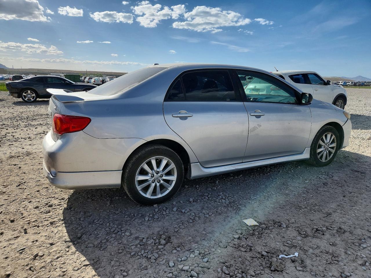 2009 Toyota Corolla S - Фото 3