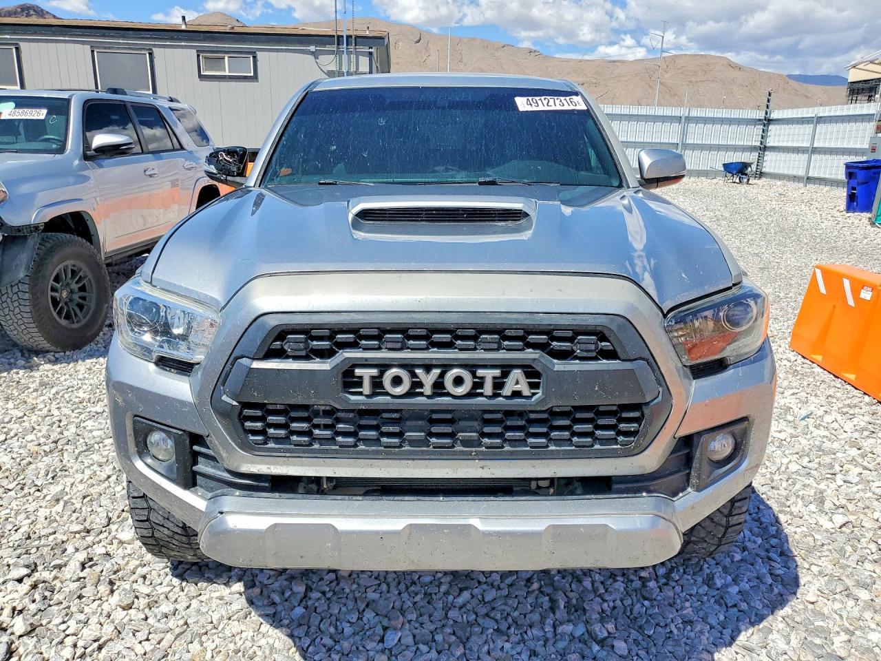 2017 Toyota Tacoma Trd Sport - Image 5