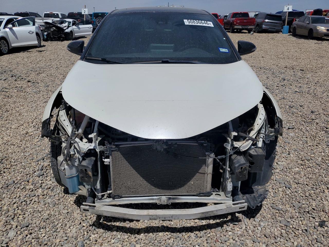 2019 Toyota C-Hr Limited - Image 5