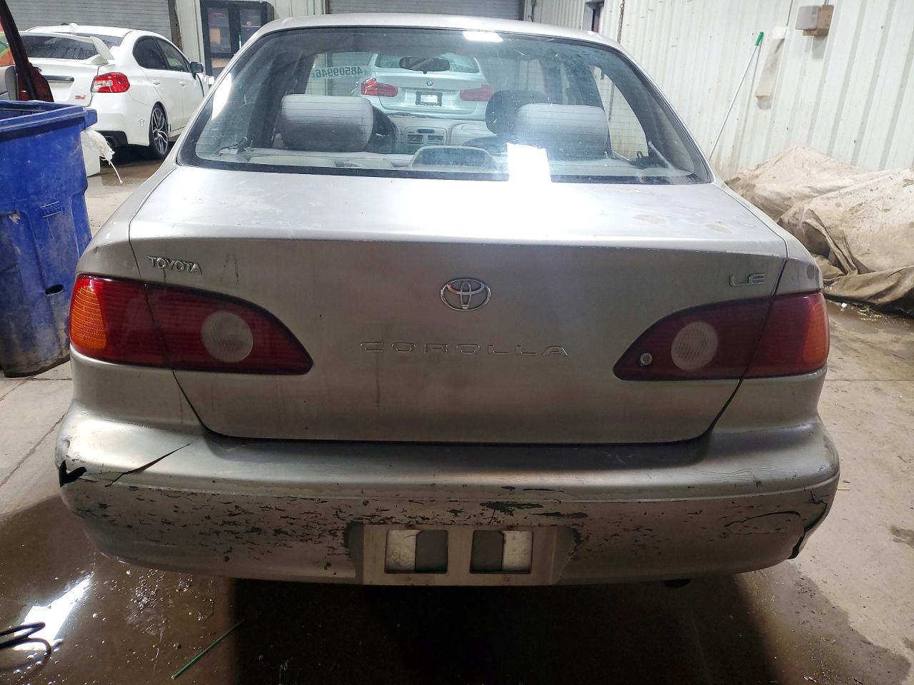 2002 Toyota Corolla Le - Фото 6