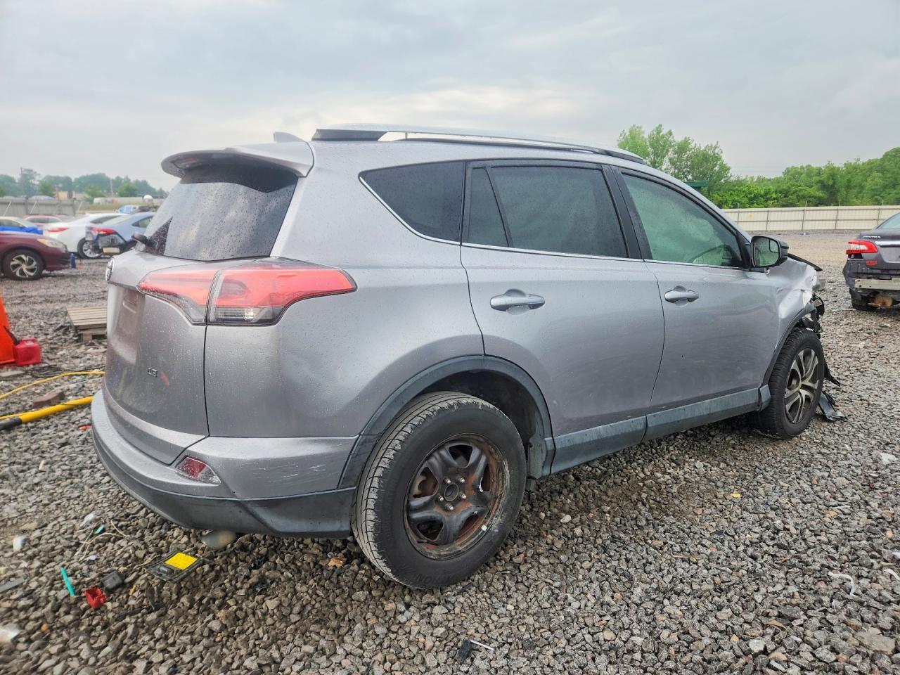 2016 Toyota Rav4 Le - Фото 3