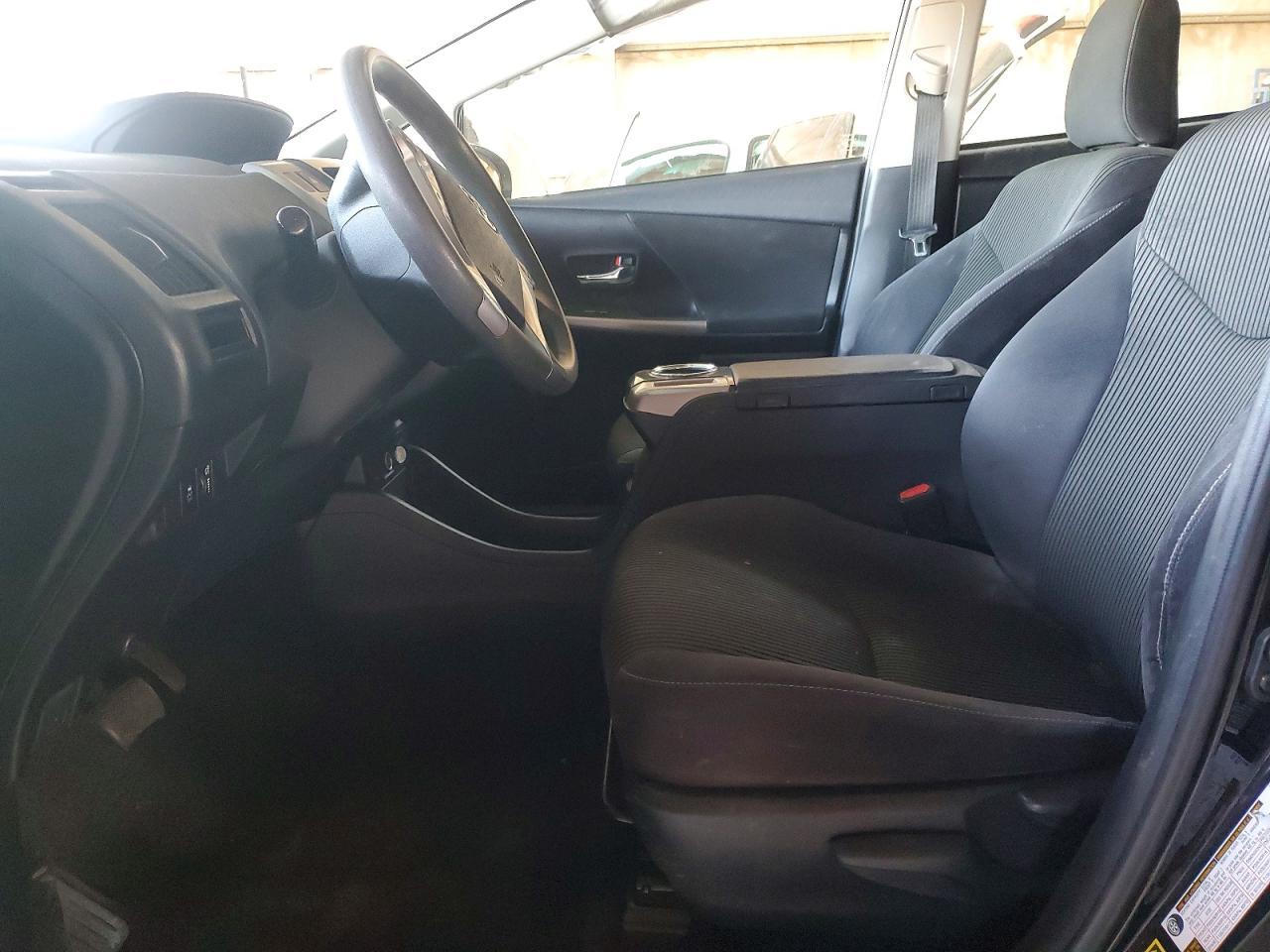 2017 Toyota Prius V Two - Image 7