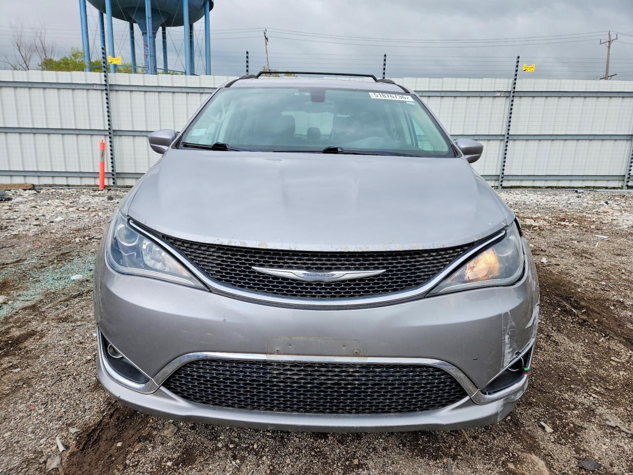 2017 Chrysler Pacifica Touring L - Фото 5