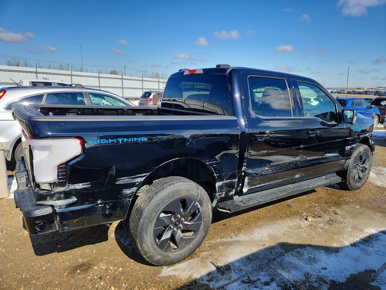 2024 Ford F150 Lightning Xlt - Фото 3