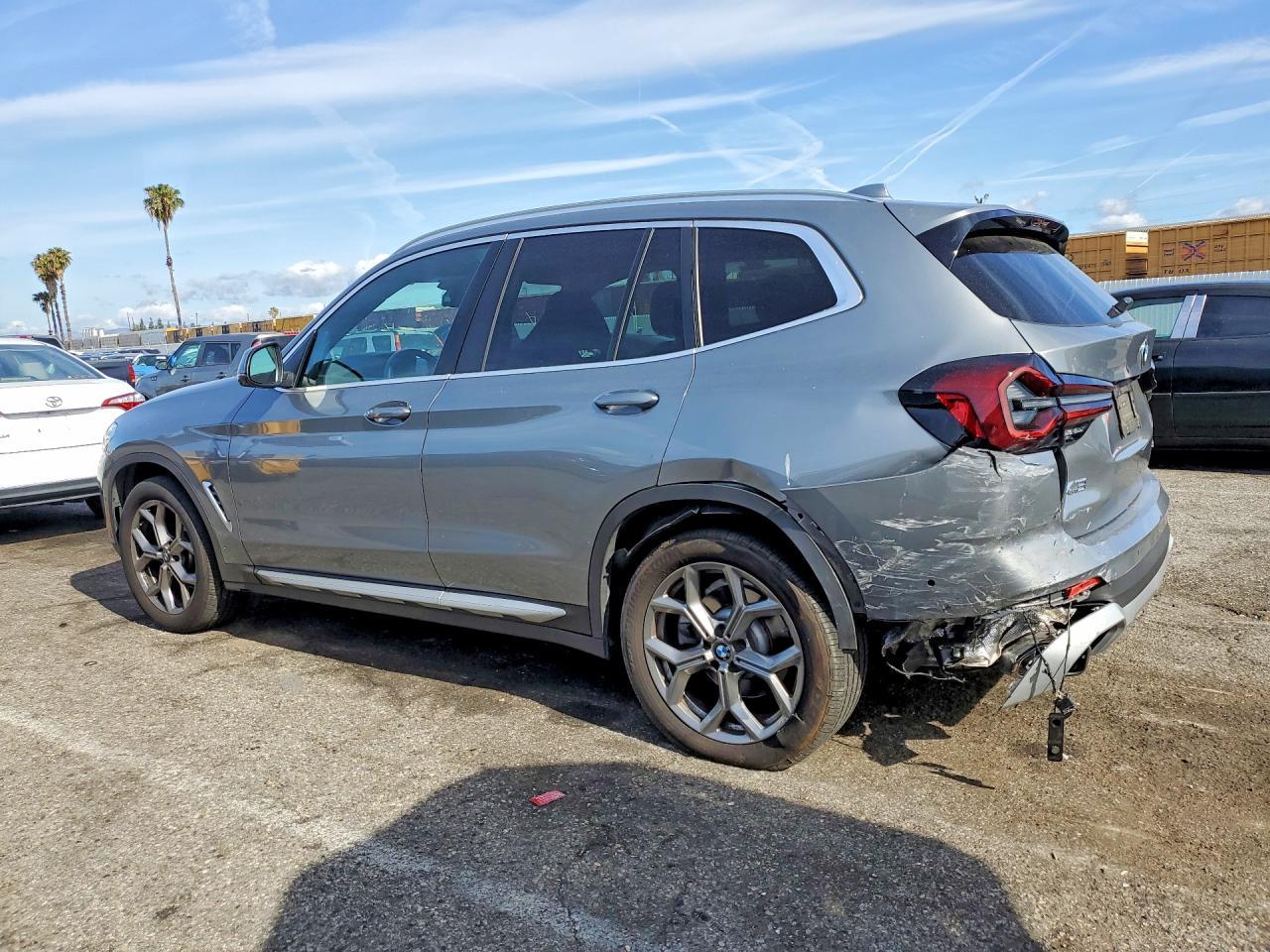 2024 BMW X3 Sdrive30I - Фото 2