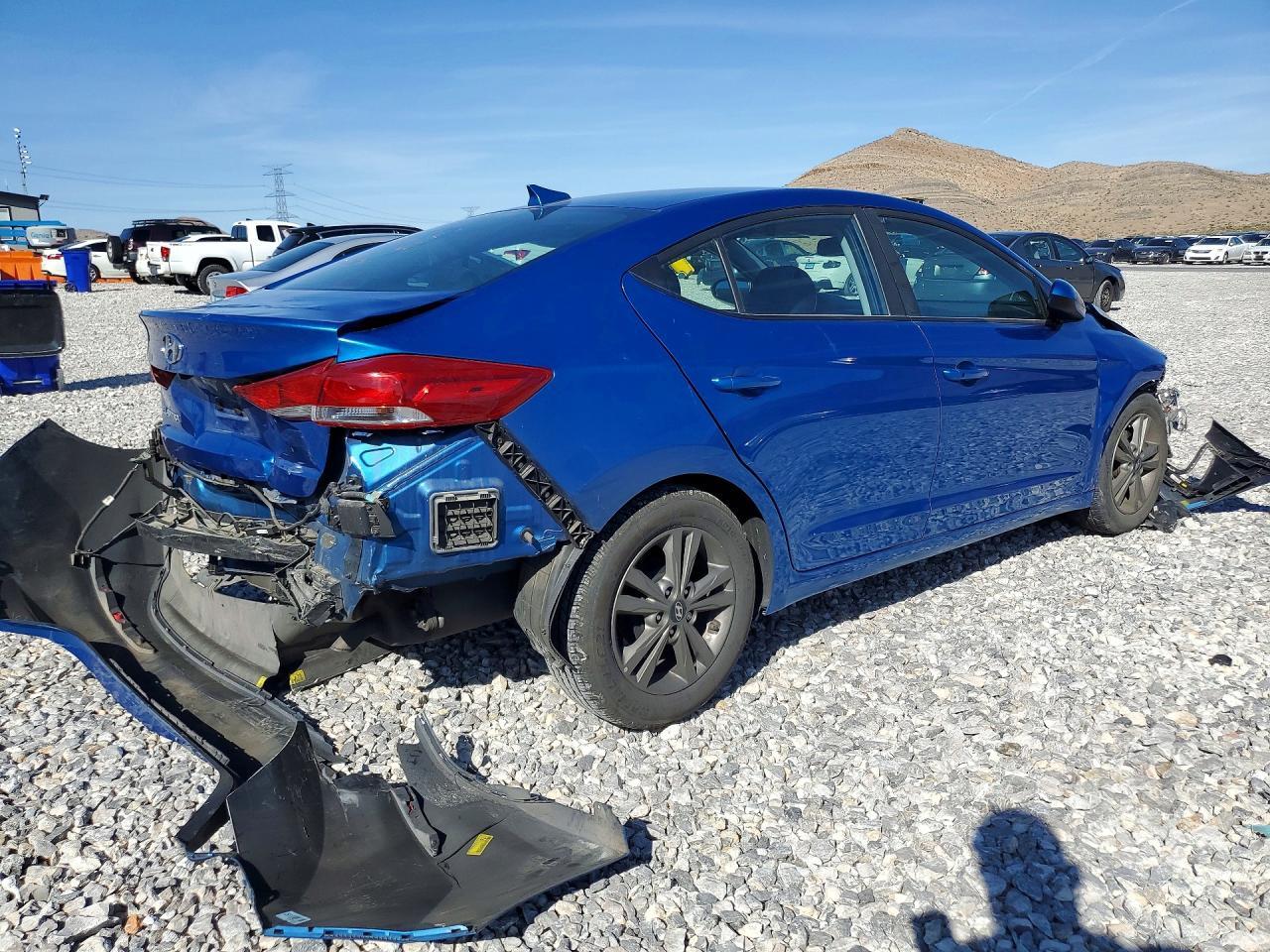 2017 Hyundai Elantra Value Edition - Image 3