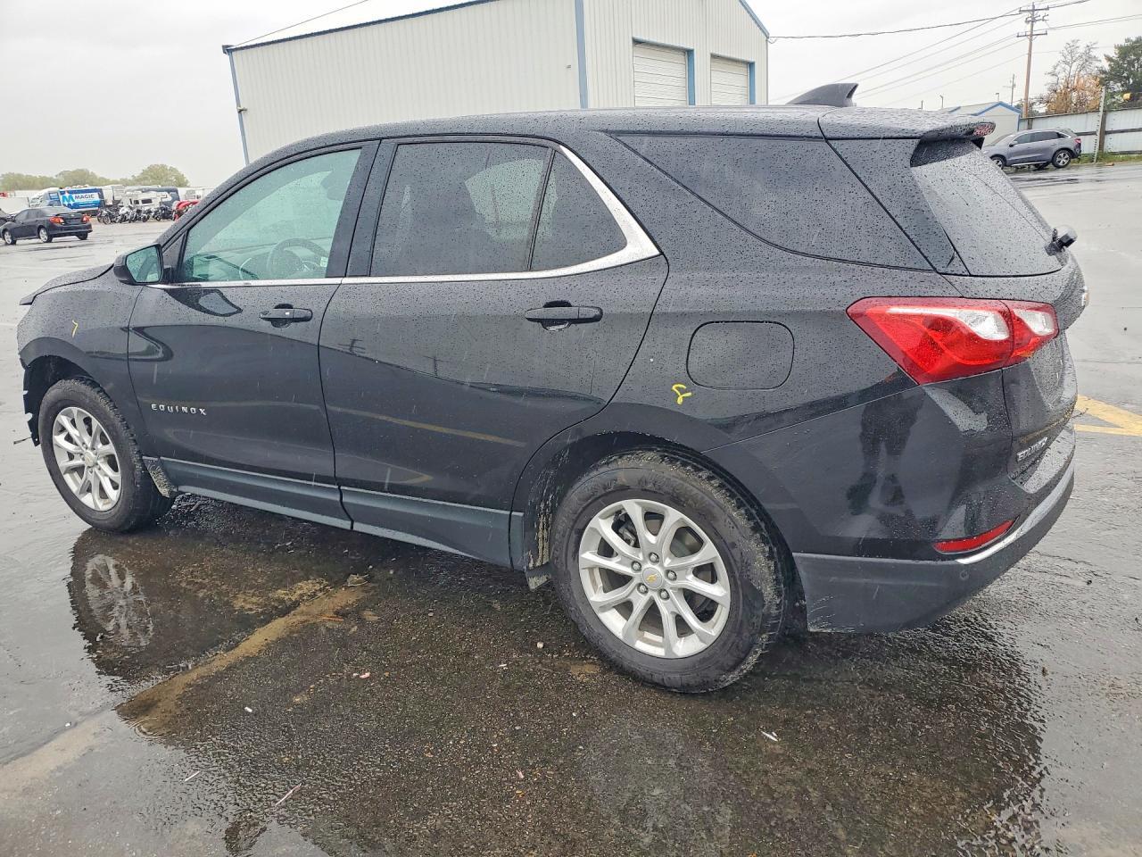 2020 Chevrolet Equinox Lt - Image 2