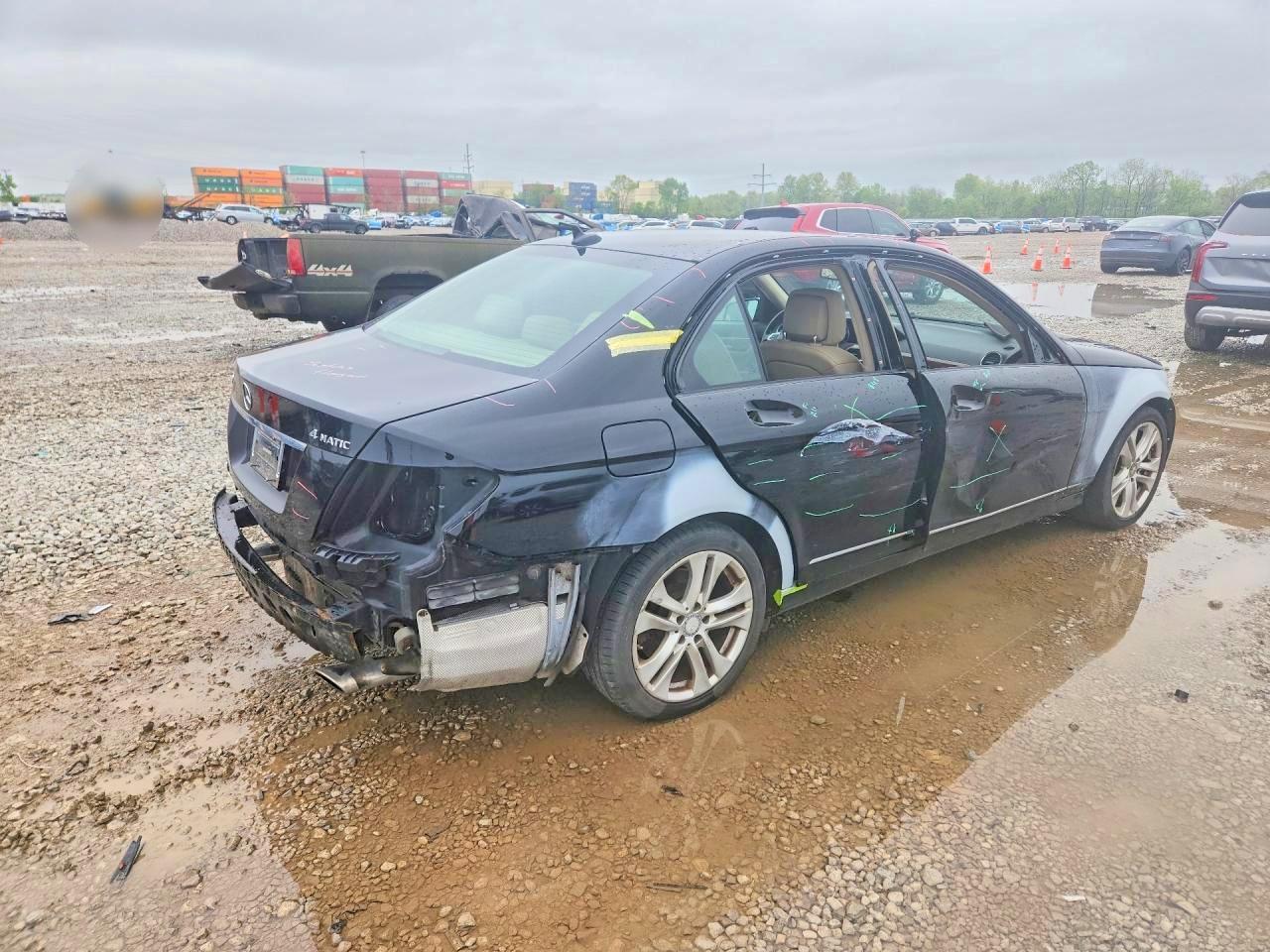 2012 Mercedes Benz C - Фото 3